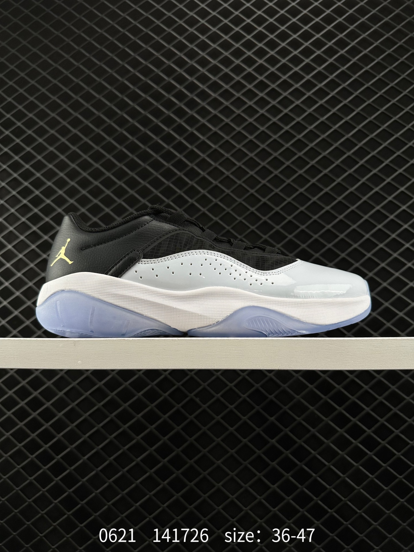 Nike Air Jordan 11 Retro Low”Concord“